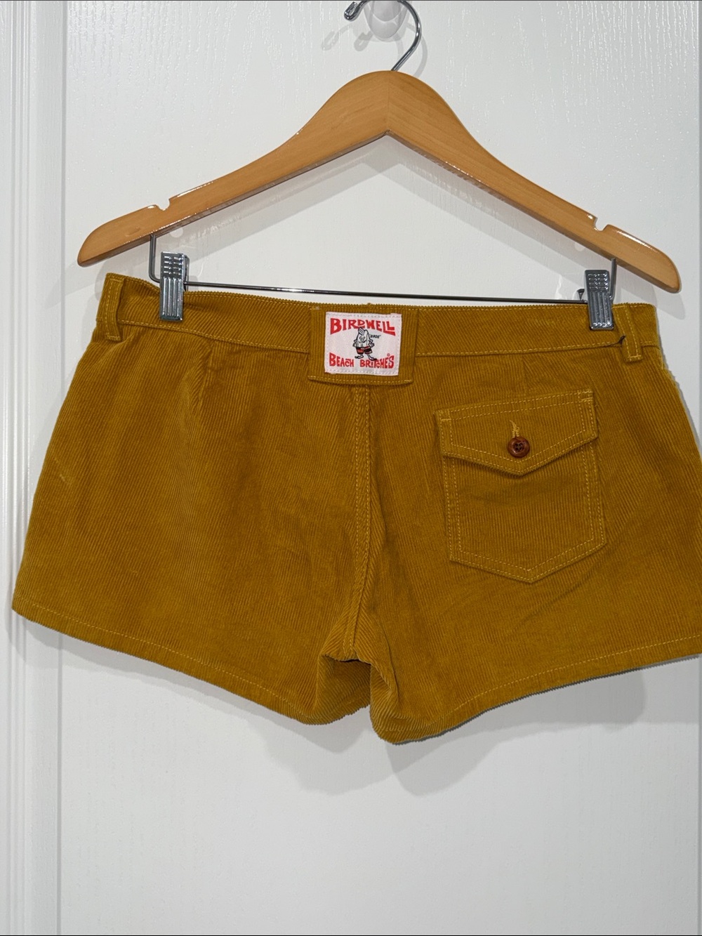 Birdwell Beach Britches mustard  Corduroy Shorts Made in USA/calofornia Womens 4